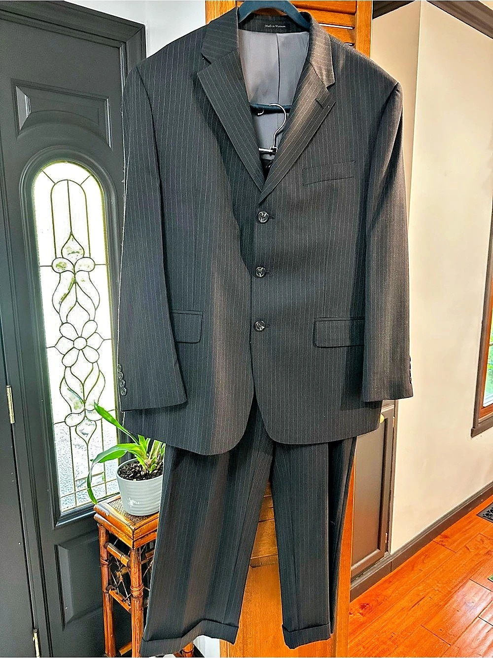 Chaps Men's Wool Pinstripe Suit Size 42S